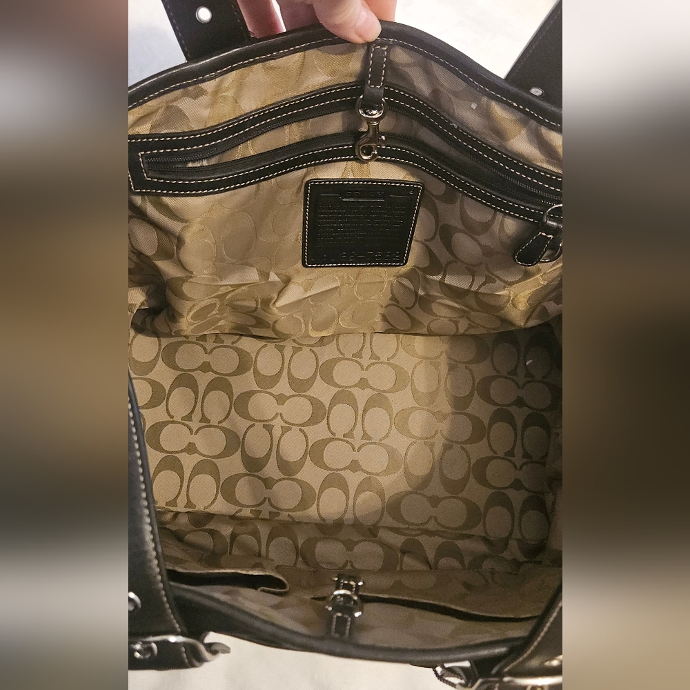 Coach Blk Leather Tote/Satchel Large Great overnight Bag. #9582 - Picture 9 of 13